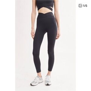 Le Ore Black Leggings